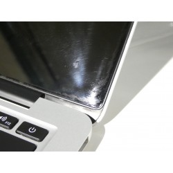 Apple MacBook Pro 15" Retina mi-2015 - 16Go - SSD 128Go - Déclassé